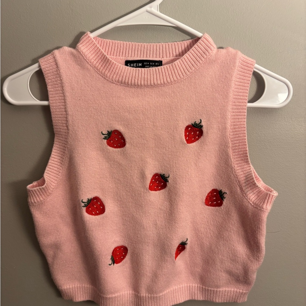 SHEIN Strawberry Cropped Sweater Vest